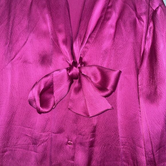 Chico's Shirt Womens Large Pink 100% Silk Blouse Button Up Classy Polished Chic - Picture 2 of 13